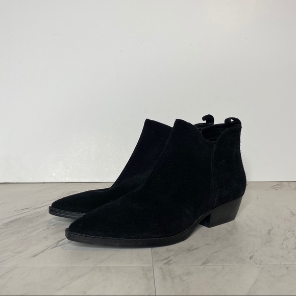 Marc Fisher Obrra Black Pointed Toe Bootie 6 1/2 - Picture 13 of 13